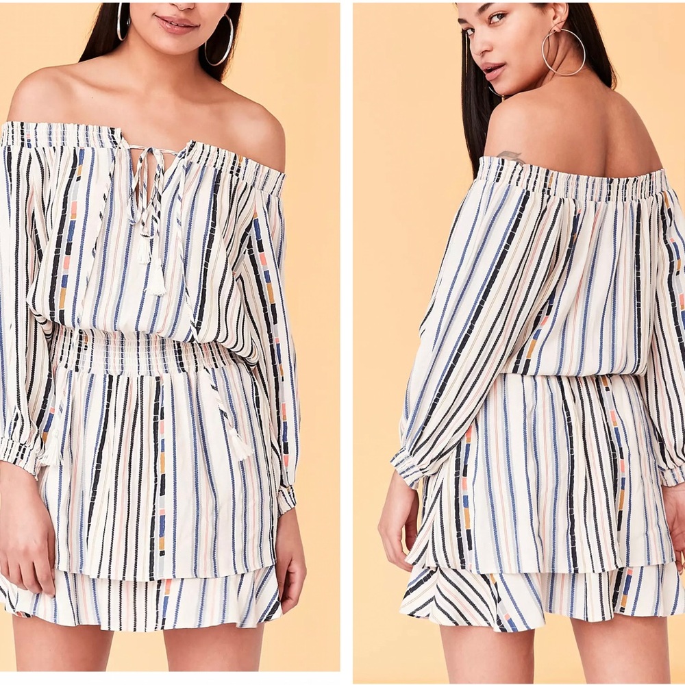 ASTR The label Blair Off-The-Shoulder Blouson Mini Dress Striped Sz Xs Boho